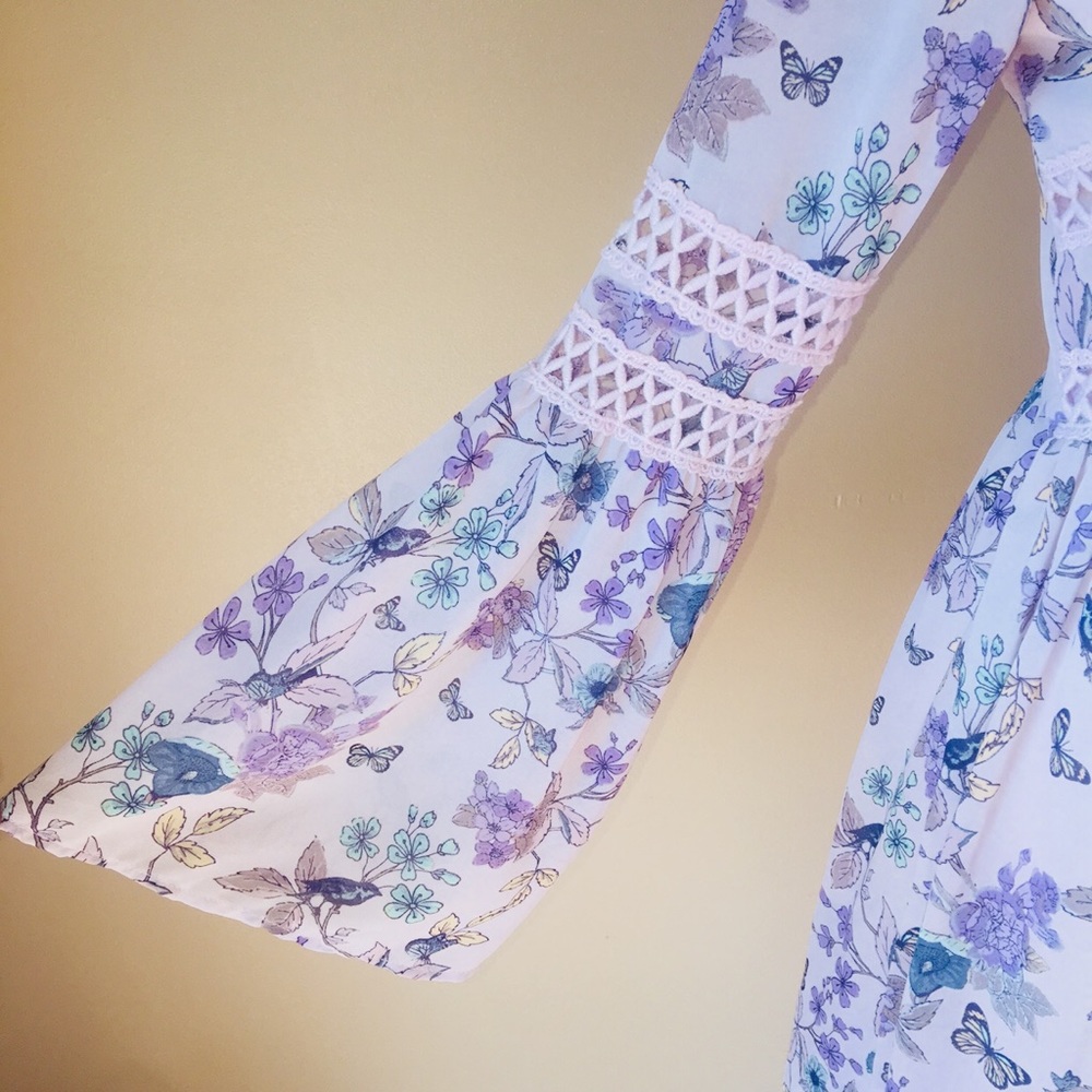 NWOT Francesca’s Taylor & Sage boho flower dress - Picture 5 of 5